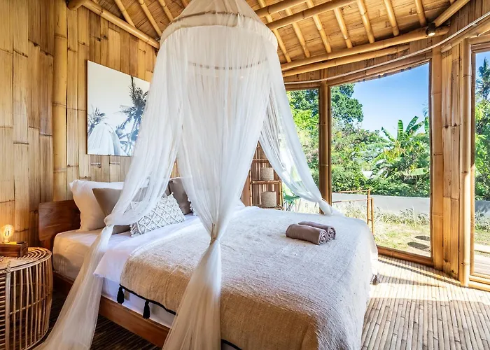 Noon Eco Bamboo Getaway In * Canggu