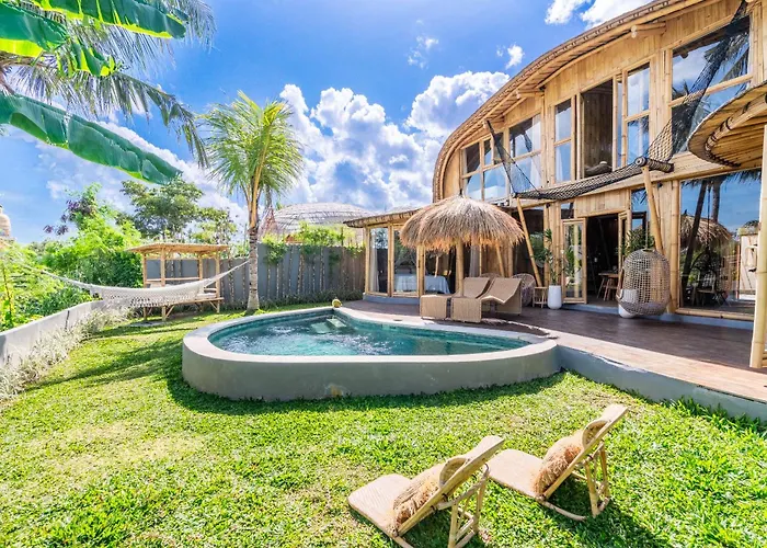 Villa Noon Eco Bamboo Getaway In *