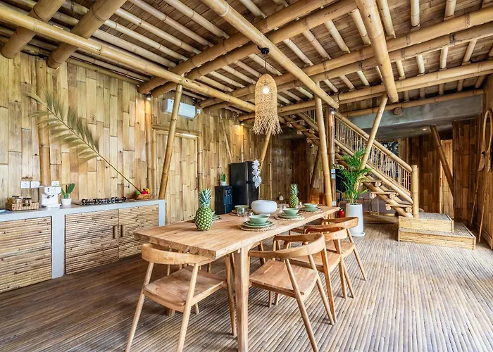Villa Noon Eco Bamboo Getaway In *