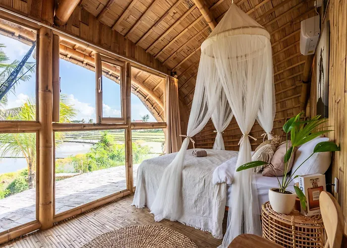 Villa Noon Eco Bamboo Getaway In Canggu