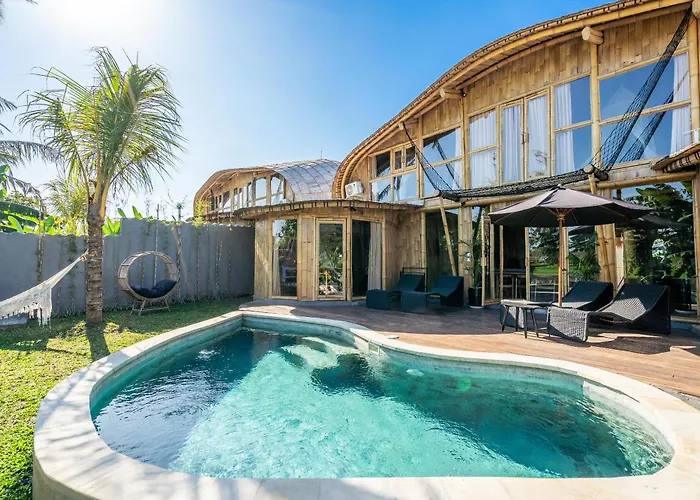 Noon Eco Bamboo Getaway In Canggu