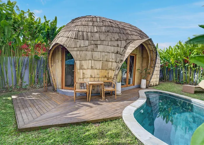 Noon Eco Bamboo Getaway In Villa Canggu