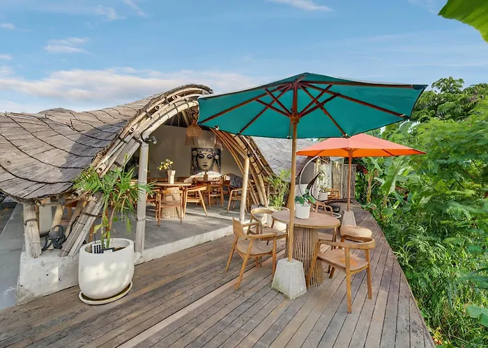 Villa Noon Eco Bamboo Getaway In Canggu