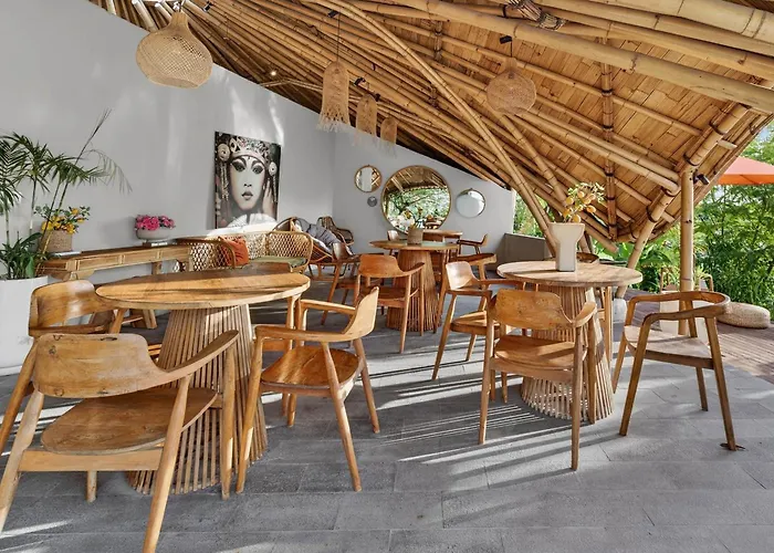 Noon Eco Bamboo Getaway In *