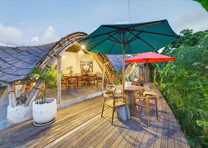 Villa Noon Eco Bamboo Getaway In *