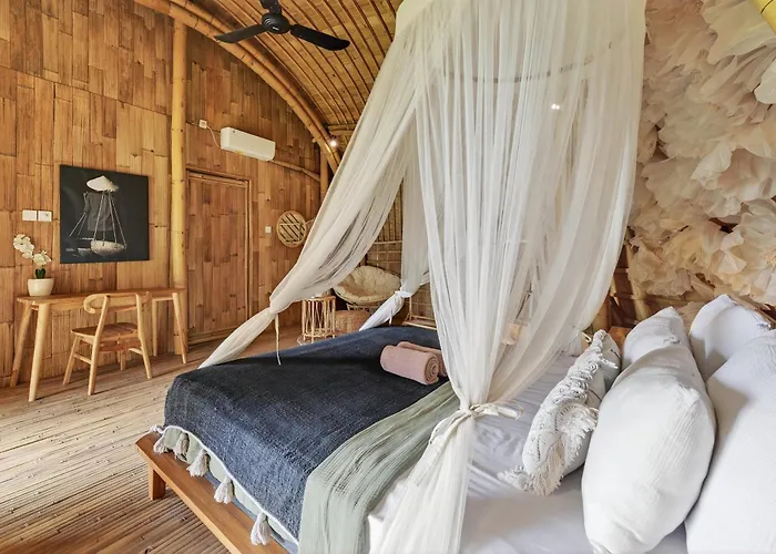 Villa Noon Eco Bamboo Getaway In Canggu