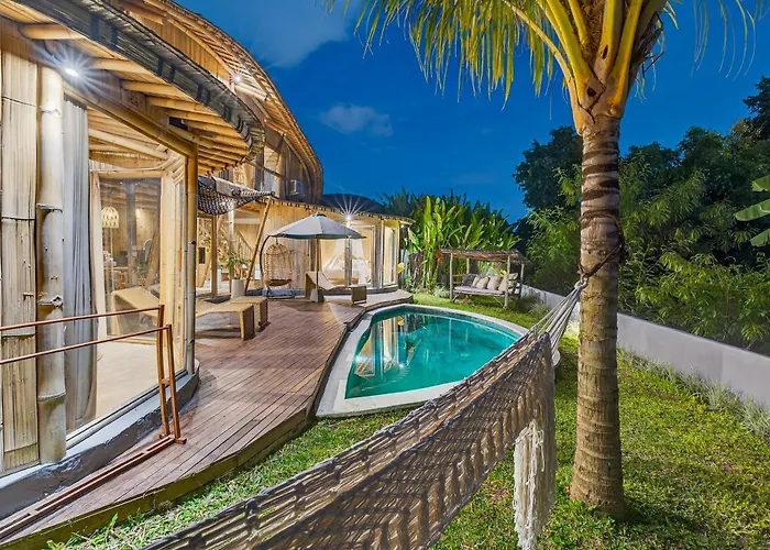 Villa Noon Eco Bamboo Getaway In Canggu