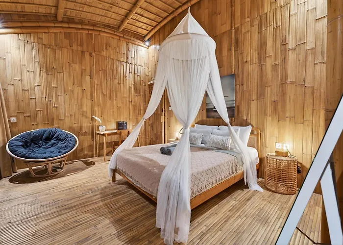 Villa Noon Eco Bamboo Getaway In Canggu